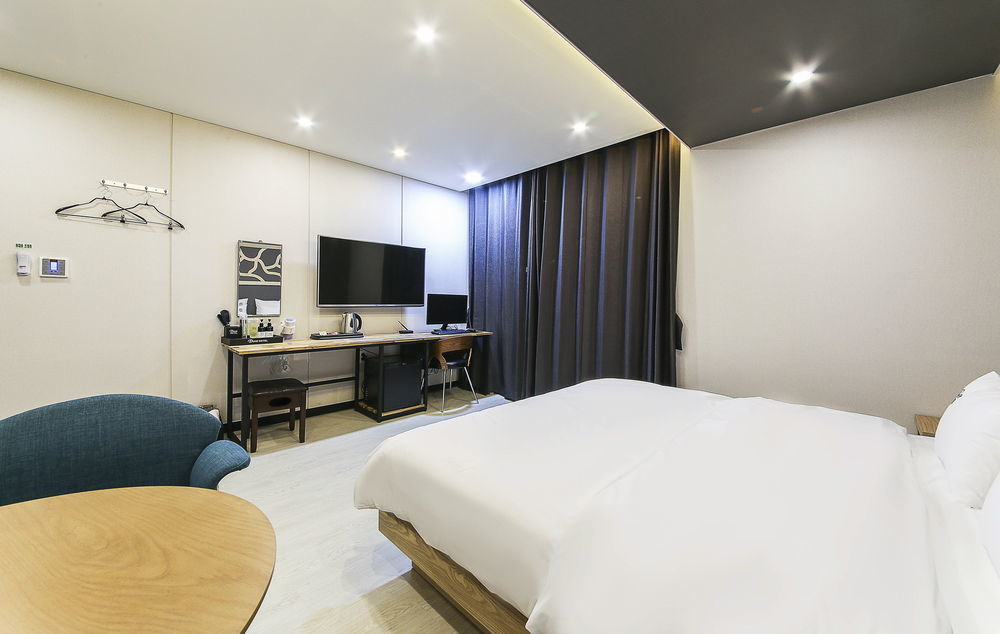 Dove Hotel Ilsan Ni Buitenkant foto